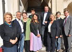 V.l.n.r.: Präsidentin a.D. Dr.in Anna Rieder (Volkshilfe), Dr. Stephan Schulmeister, Präsidentin a.D. Barbara Gross (Volkshilfe), NAbg. Sophie Bauer (Seniorenbeirat), Landesrätin Mag.a Doris Kampus, LAbg. Klaus Zenz (Sozialausschuss), Mag.a Barbara Pitner (Sozialabteilung), Ursula Vennemann (Lebenshilfe), Mag. Herbert Beiglböck (Caritas)