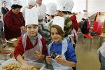 Kinder backen im ABZ