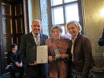 Verleihung des Goldenen Ehrenzeichens an Dr. Irene Plass © A11