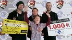 ...und konnten eine stolze Spendensumme für Florian sammeln! © Eishockey Club Ice Pirates ...und konnten eine stolze Spendensumme für Florian sammeln!