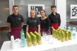 ...und nutzten die Gelegenheit, sich am Buffet auszutauschen!