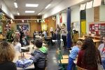 Ein Spielefest: Die Schule als Ort der Begegnung und des Miteinanders für alle. © deutsch_und_mehr
