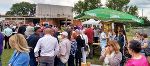 BesucherInnen beim Moschee Dachgleiche Fest "Alle feiern Miteinander!" © Islamisches Kulturzentrum Graz